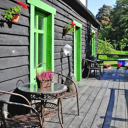 Villa Comfortable In The Middle Of A Forest, Stolpie *
