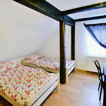 Villa Comfortable In The Middle Of A Forest, Stolpie *