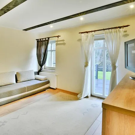 In The Forest, Private Garden, Sauna Вилла Powidz (Koszalin)