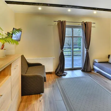 Comfortable In The Middle Of A Forest, Stolpie Villa